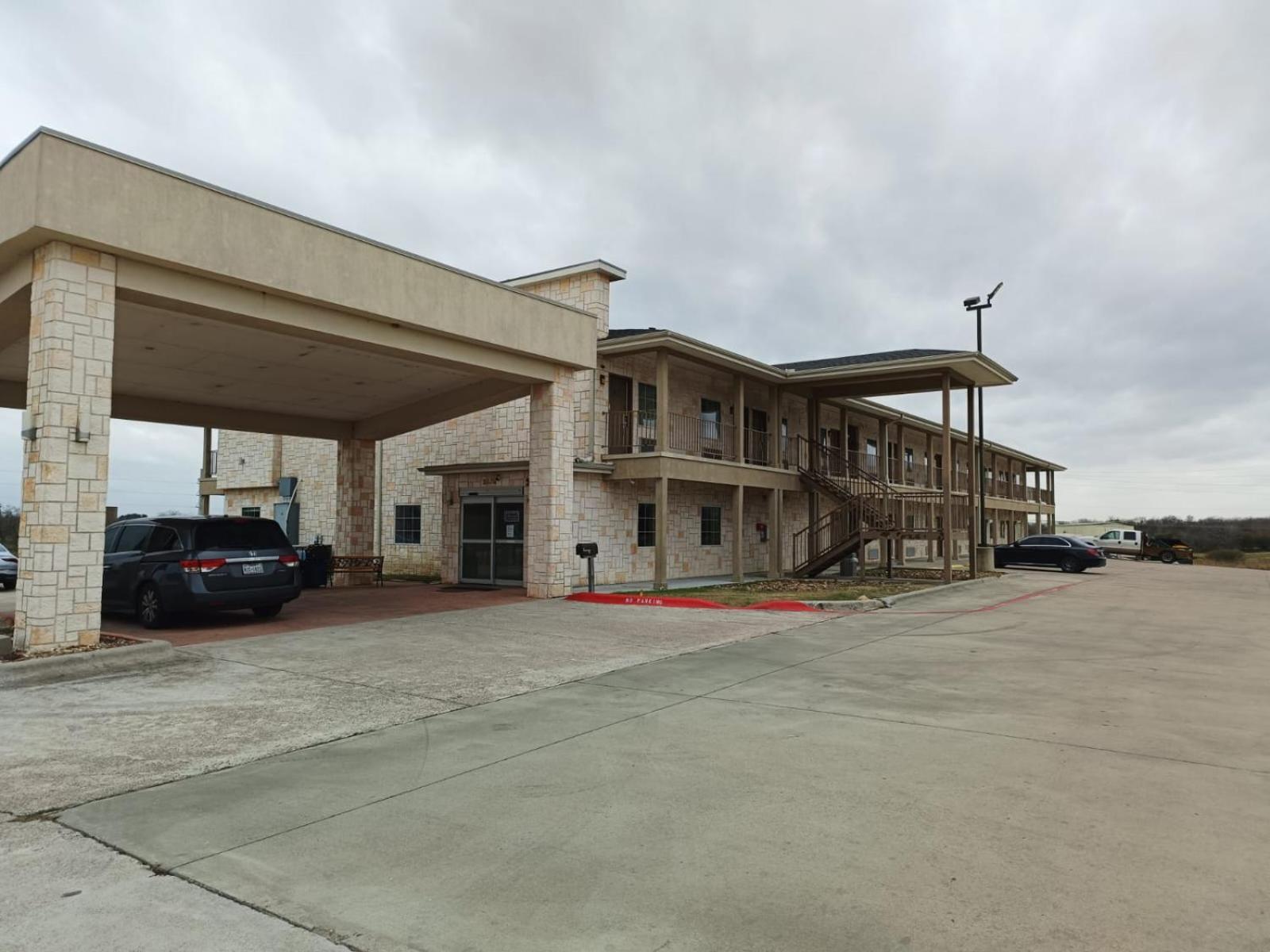 Westwood Inn By Oyo Gonzales Tx מראה חיצוני תמונה