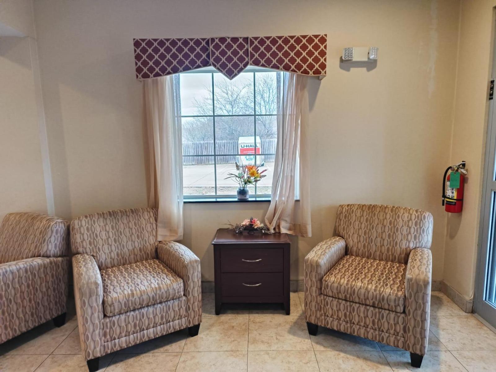 Westwood Inn By Oyo Gonzales Tx מראה חיצוני תמונה